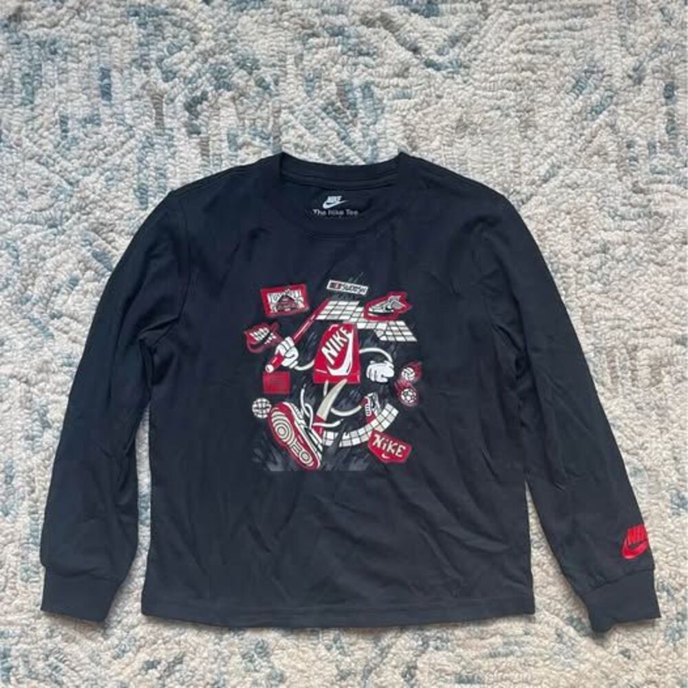 Nike Kids Long Sleeve Graphic T-Shirt Size 6-7 Black Red Sports